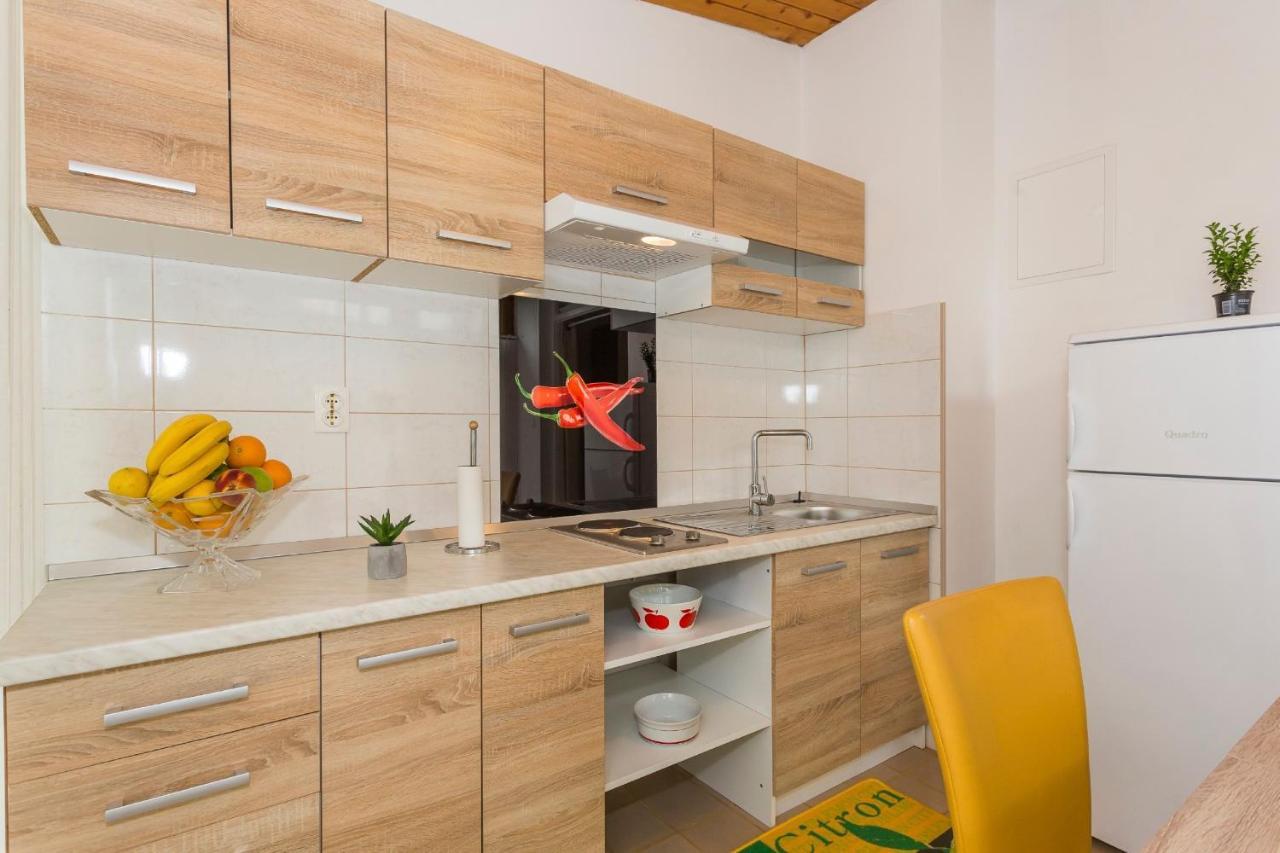 Comfortable Modern Studio With Shaded Patio Spalato Esterno foto