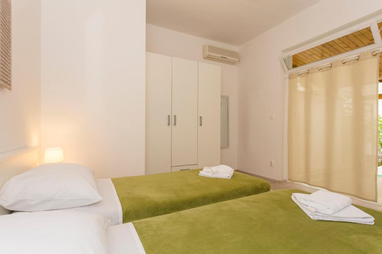 Comfortable Modern Studio With Shaded Patio Spalato Esterno foto
